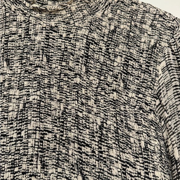 In Wear dress shurt - Picture 6 of 7